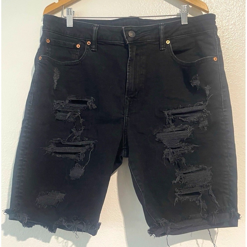 American Eagle Outfitters Men's Black Dark Wash Distressed Denim Shorts Raw Hem